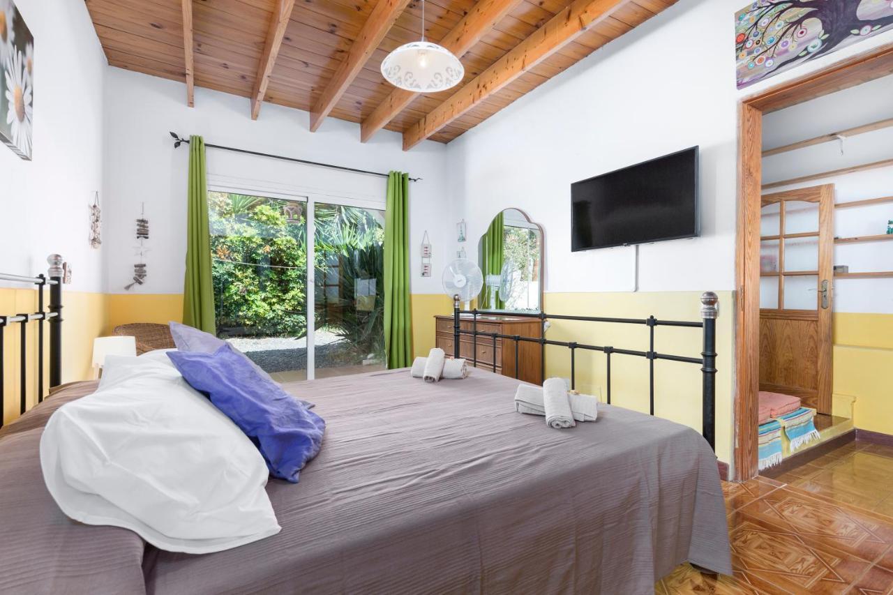 Home2Book Quiet Villa With Private Pool Triquivijate Εξωτερικό φωτογραφία