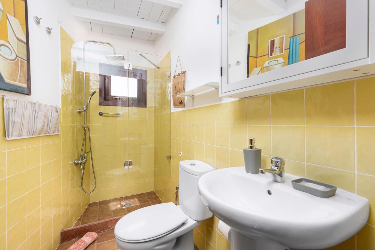 Home2Book Quiet Villa With Private Pool Triquivijate Εξωτερικό φωτογραφία