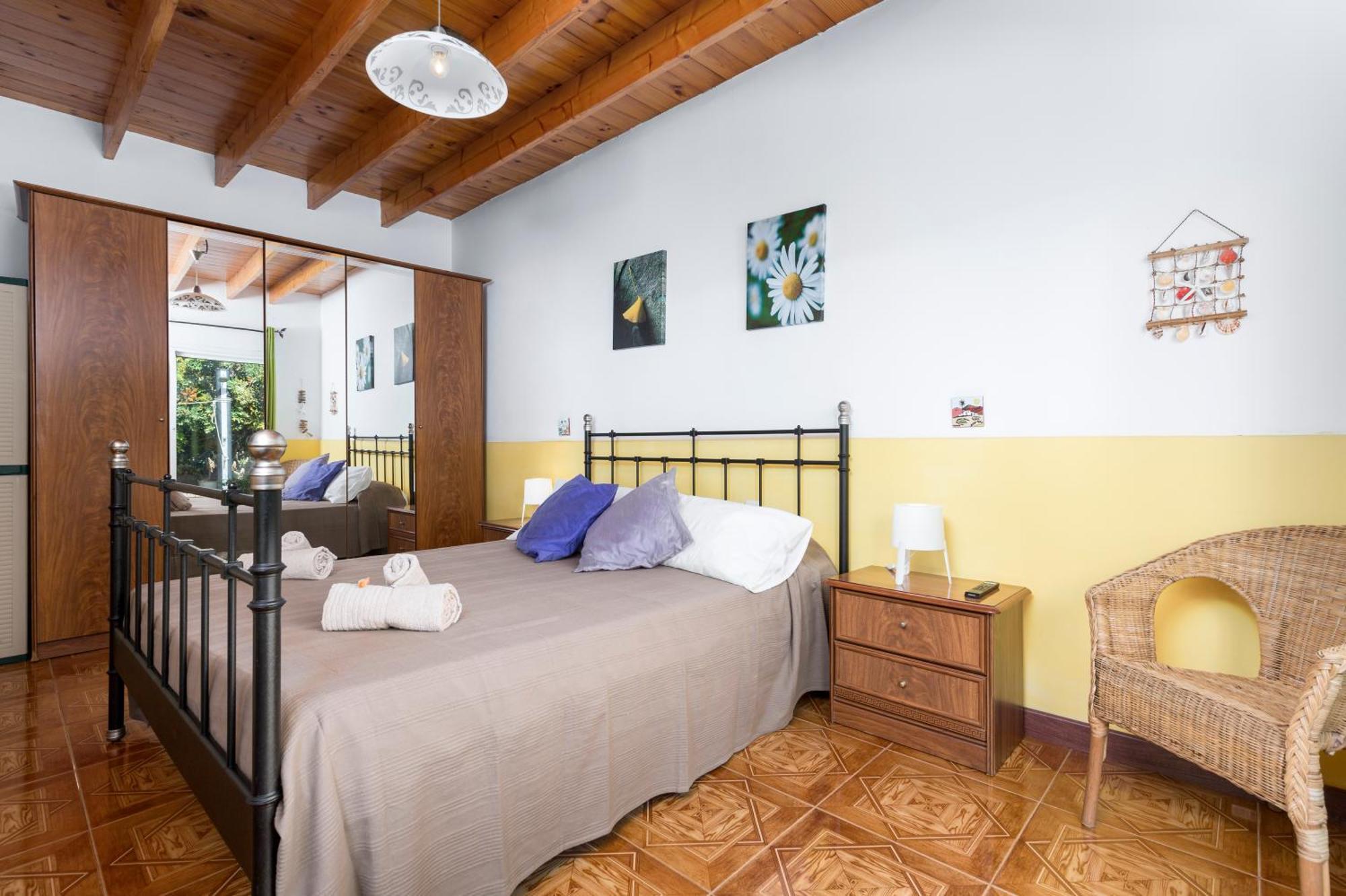 Home2Book Quiet Villa With Private Pool Triquivijate Εξωτερικό φωτογραφία