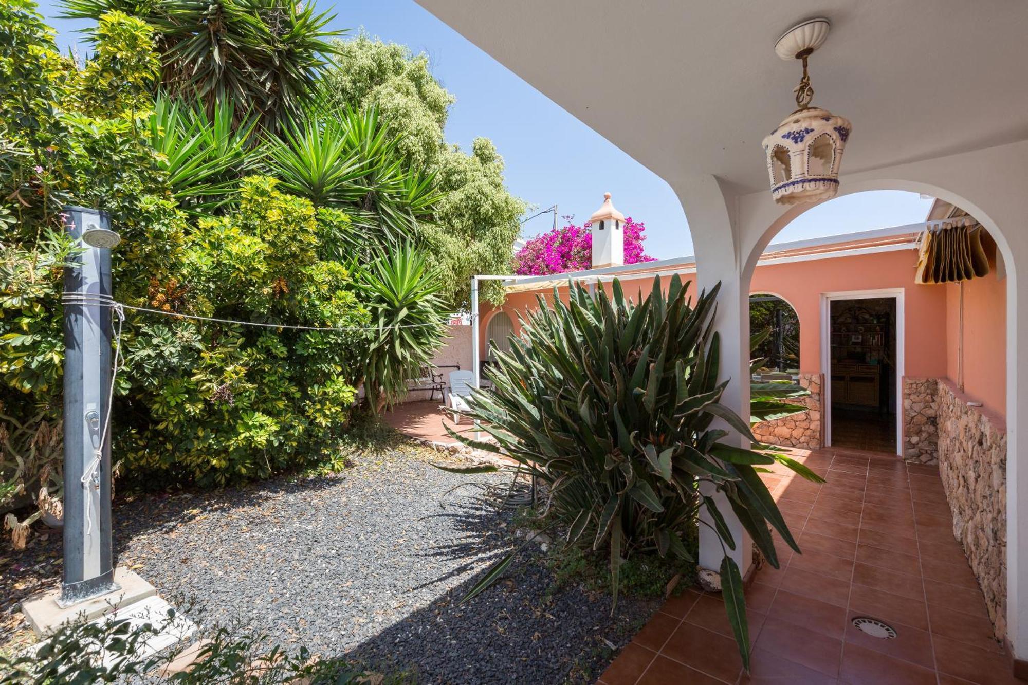 Home2Book Quiet Villa With Private Pool Triquivijate Εξωτερικό φωτογραφία